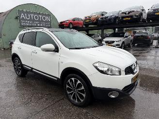 Auto incidentate Nissan Qashqai 1.6 86KW Clima Navi Pano Camera Connect Edition NAP 2011/4