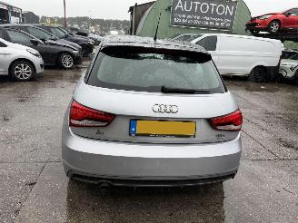 Audi A1 1.0 TFSI 70KW Navi Airco Sportback NAP picture 4