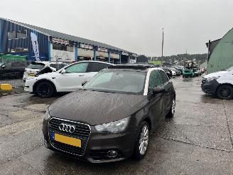 krockskadad bil auto Audi A1 1.2 TSFI Ambition Pro Line business 2010/12