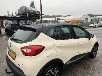 Renault Captur 0.9 TCe Dynamique picture 3