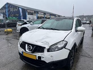 Nissan Qashqai+2 1.6 connect Edition 7-pers picture 2