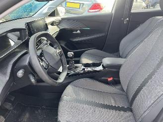 Peugeot 308 1.2 pureTech allure pack picture 5