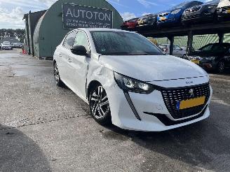 krockskadad bil auto Peugeot 308 1.2 pureTech allure pack 2023/1