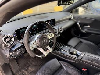 Mercedes Cla-klasse 180 100KW Autom. Clima Navi Sfeerverlichting AMG-pakket Led picture 5