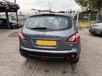 Nissan Qashqai 1.6 84KW Clima Acenta picture 3