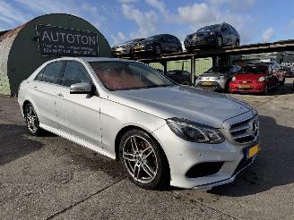 uszkodzony samochody osobowe Mercedes E-klasse 220 Bluetec 125KW Automaat AMG Edition Clima Navi Led Xenon NAP 2015/12
