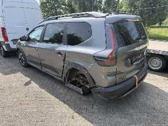 Dacia Jogger HYBRID  7 SEATER picture 4