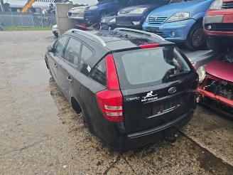 Sloopauto Kia Cee d Cee'd Sporty Wagon (EDF), Combi, 2007 / 2012 1.4 16V 2009/3