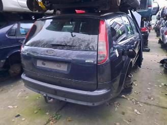 Vrakbiler auto Ford Focus Focus 2 Wagon, Combi, 2004 / 2012 1.8 16V 2007/8