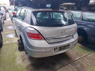 Dezmembrări autoturisme Opel Astra Astra H (L48), Hatchback 5-drs, 2004 / 2010 1.6 16V Twinport 2005/11
