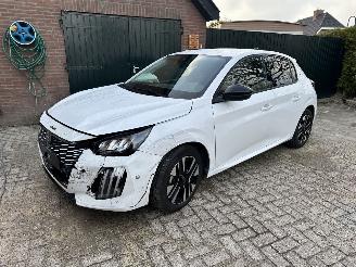 Auto incidentate Peugeot 208 Allure 2024/6