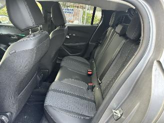 Peugeot 208 1.2 Allure picture 26