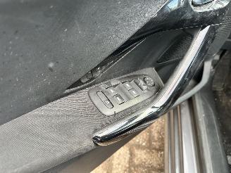 Peugeot 208 1.2 tech edition picture 12