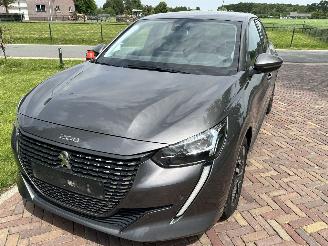 Peugeot 208 Allure picture 9