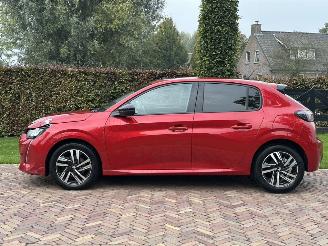 skadebil auto Peugeot 208 1.2 Allure 2022/4