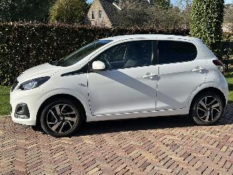 Peugeot 108 Allure picture 3