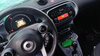 Smart Forfour Forfour (453) Hatchback 5-drs 0.9 TCE 12V (M281.910) [66kW]  (09-2014/=
=2E..) picture 2