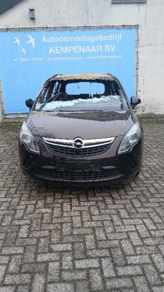 Uttjänta bilar auto Opel Zafira Zafira Tourer (P12) MPV 1.4 Turbo 16V ecoFLEX (A14NET(Euro 5)) [88kW] =
 (10-2011/06-2014) 2012/1