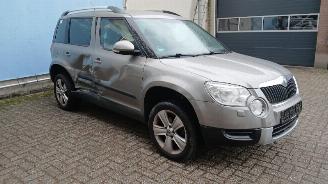 Skoda Yeti Yeti (5LAC) SUV 1.2 TSI 16V (CBZB) [77kW]  (09-2009/05-2015) picture 8