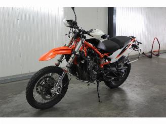 KTM  890 Adventure R picture 4
