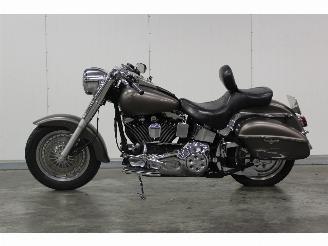 Vaurioauto  motor cycles Harley-Davidson  Zelfbouw Softail Custom 2008