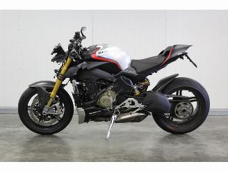 krockskadad bil motor Ducati Streetfighter V4 SP 2022/4