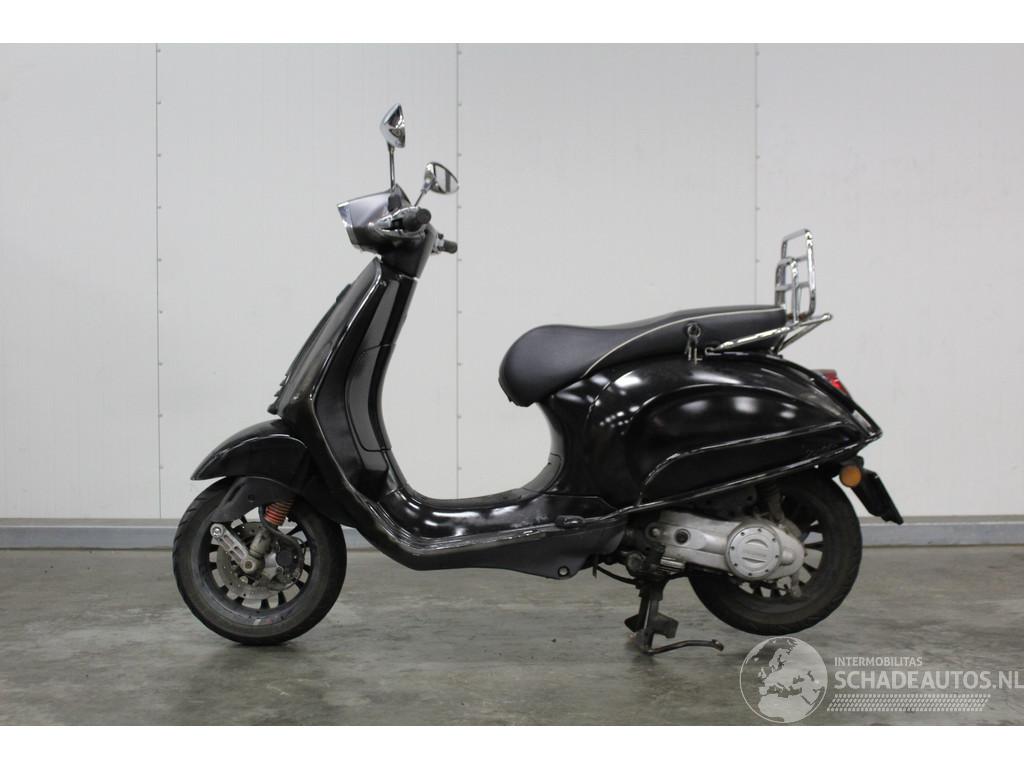 Vespa  Sprint BROM