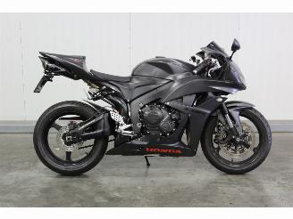 Honda CBR 600 RR picture 5