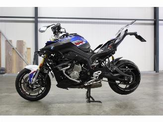Vaurioauto  motor cycles BMW S 1000 XR  2019