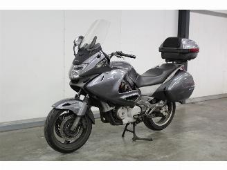 Honda NT 700 Deauville ABS picture 2