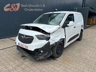 Vrakbiler auto Opel Combo Combo Cargo, Van, 2018 1.5 CDTI 100 2020/4