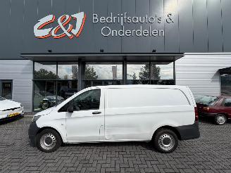 Mercedes Vito 109 CDI Functional Lang airco 3 zits marge ( btw vrij ) picture 2
