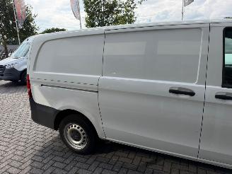 Mercedes Vito 109 CDI Functional Lang airco 3 zits marge ( btw vrij ) picture 12