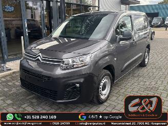 krockskadad bil bedrijf Citroën Berlingo  2019/8