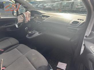 Peugeot Partner Partner (EA//EF/EN/EU), Van, 2018 1.5 BlueHDi 100 picture 20