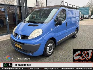 skadebil bedrijf Renault Trafic  2009/1