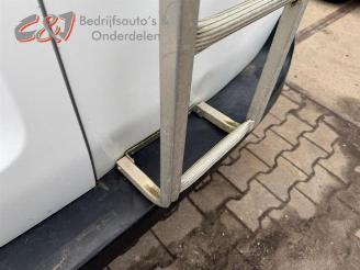 Peugeot Expert Expert (V1/VA/VB/VE/VF/VT/VY), Van, 2016 2.0 Blue HDi 120 16V picture 8