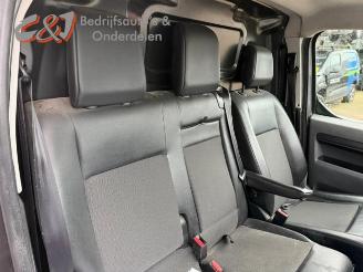 Peugeot Expert Expert (V1/VA/VB/VE/VF/VT/VY), Van, 2016 2.0 Blue HDi 150 16V picture 18