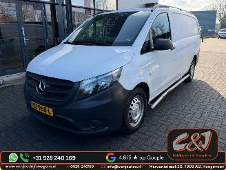 skadebil bedrijf Mercedes Vito  2016/9