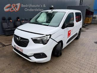 Vrakbiler auto Opel Combo Combo Cargo, Van, 2018 1.5 CDTI 100 2023/6