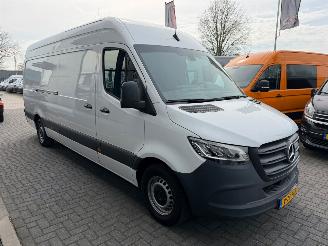 Mercedes Sprinter  picture 15