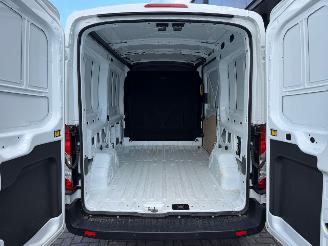 Ford Transit  picture 21
