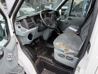 Ford Transit  picture 12