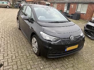Avarii autoturisme Volkswagen ID.3 PURE 45 KWH 2022/8
