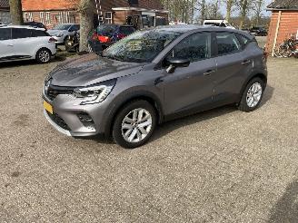 krockskadad bil auto Renault Captur 1.0 evolution 2023/2