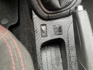 Renault Clio 1.5 DCI picture 12