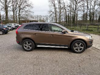 Coche accidentado Volvo Xc-60 2.4 D5 SUMMUM 2010/6