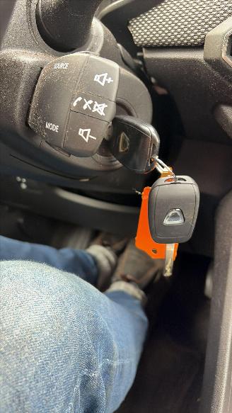 Dacia Sandero bi- fuel picture 13