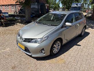 Unfallwagen Toyota Auris 1.6 123.816 km 2013/4