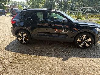 damaged passenger cars Volvo XC40 Recharge P8 AWD 2020/11
